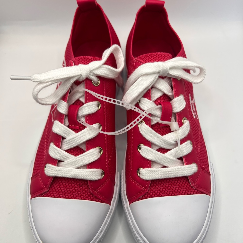 GUESS Women’s Red Sneakers Size 6 Lace-Up Casual Shoes New No Box